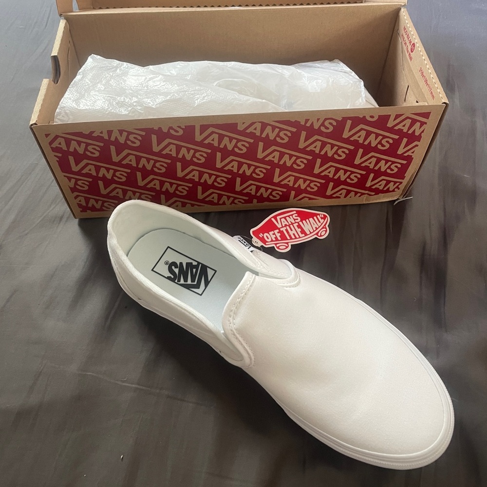BRAND NEW low top slip on white vans